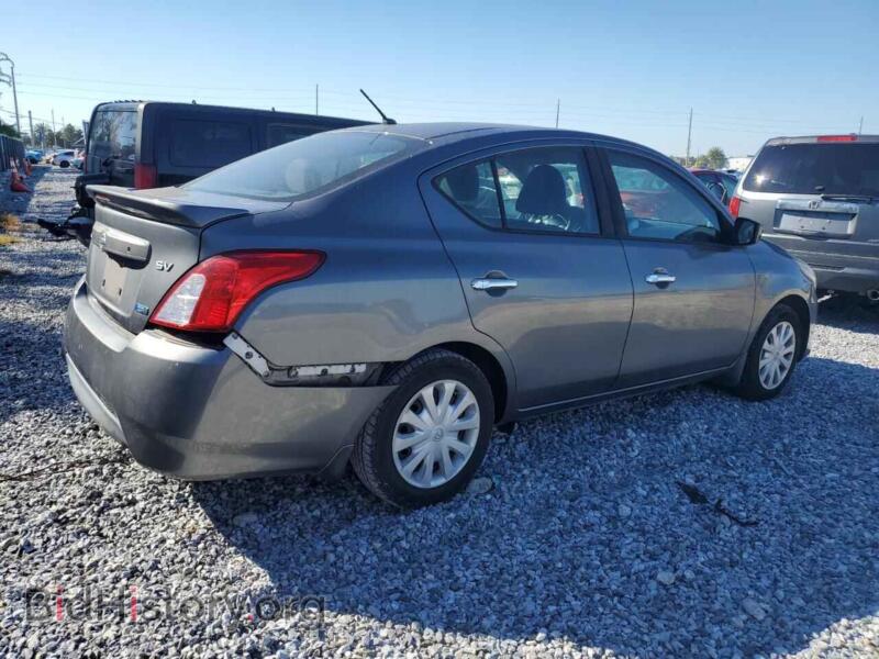 2016 Nissan VERSA (VIN 3N1CN7AP1GL880046) — фото 3 из 15
