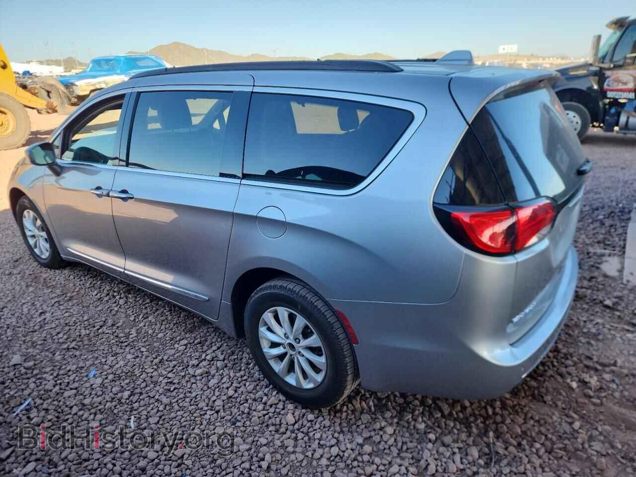 2017 CHRYSLER PACIFICA - VIN: 2C4RC1BG3HR657861 - Фото 2