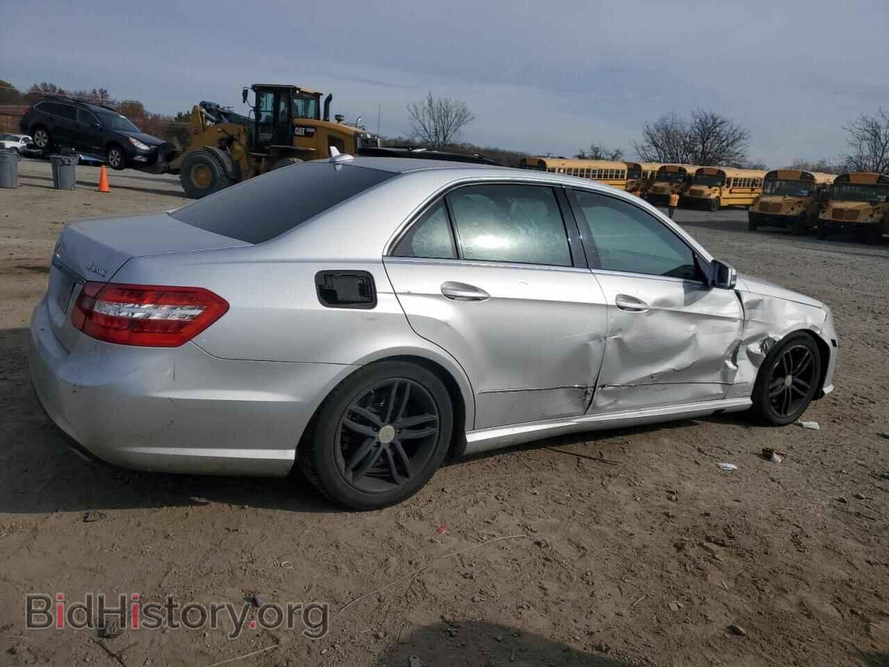 2011 MERCEDES-BENZ E-CLASS - VIN: WDDHF8HB4BA301766 - Photo 3