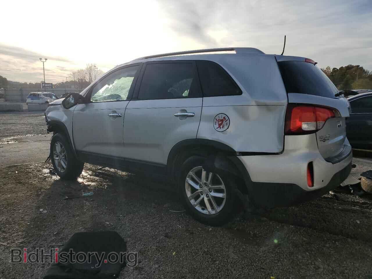 2014 KIA SORENTO - VIN: 5XYKT4A71EG452012 - Фото 2