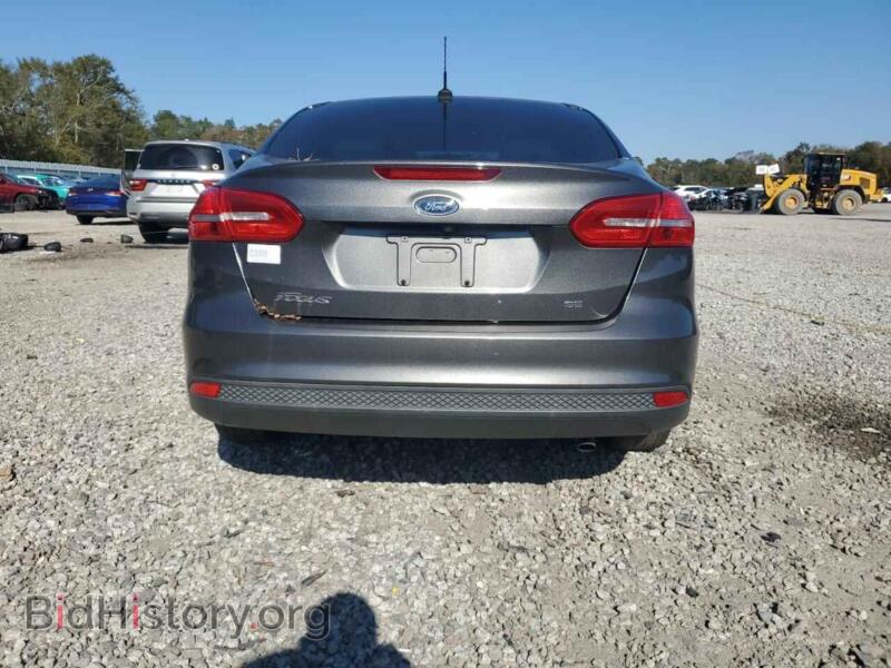 2017 Ford FOCUS (VIN 1FADP3F24HL317108) — photo 6 of 12