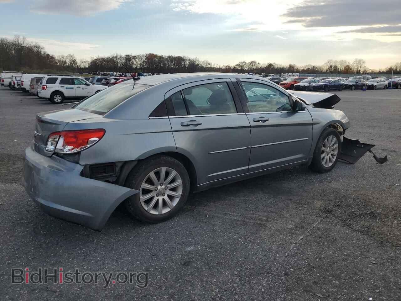 2010 CHRYSLER SEBRING - VIN: 1C3CC5FDXAN192547 - Фото 3