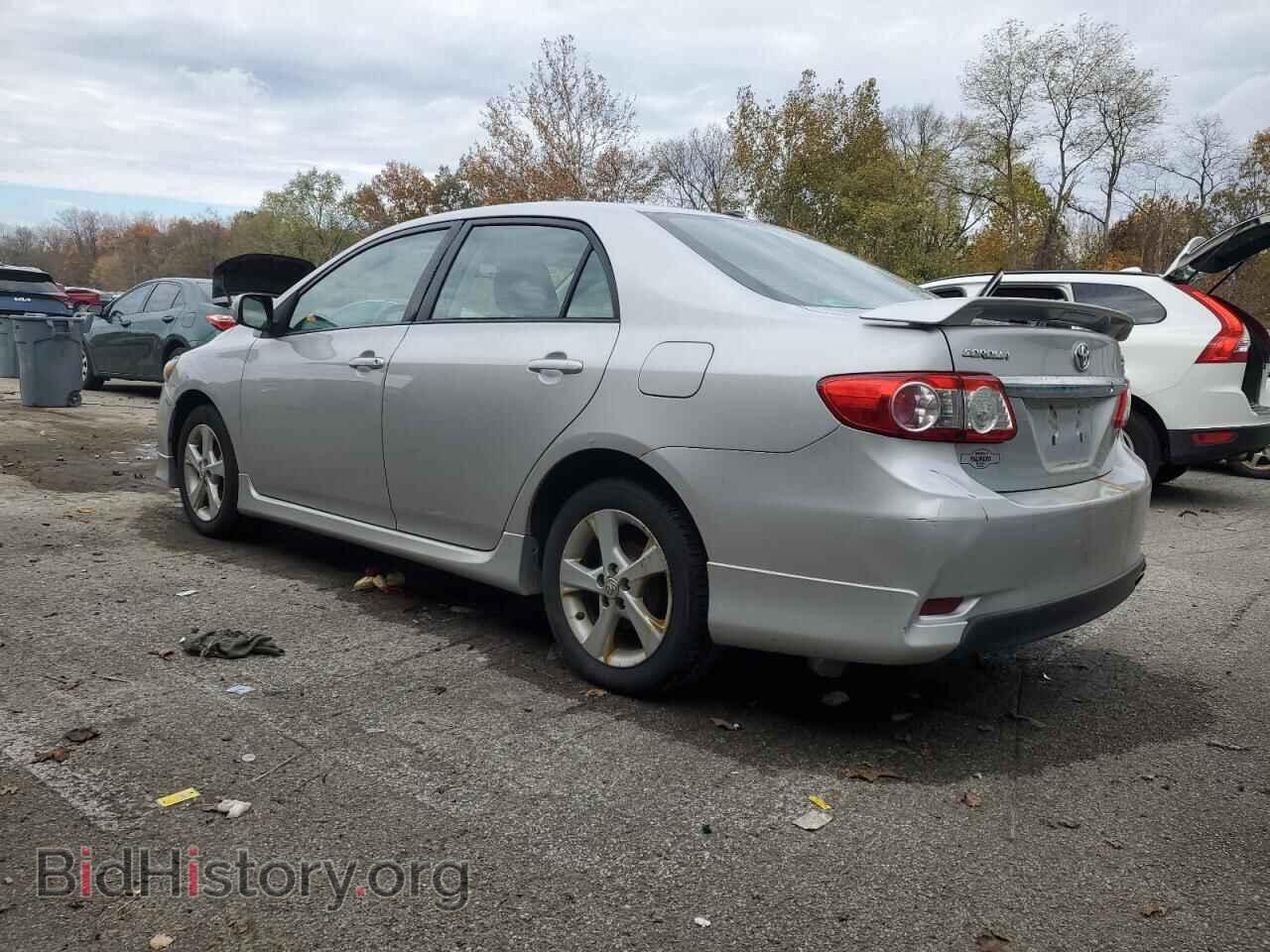 2011 TOYOTA COROLLA - VIN: 2T1BU4EE0BC666437 - Фото 2
