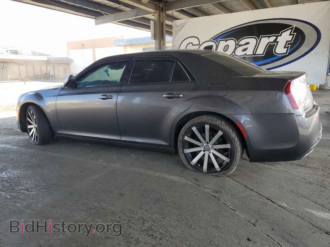 2018 CHRYSLER 300 - VIN: 2C3CCAGG3JH267356 - Фото 2