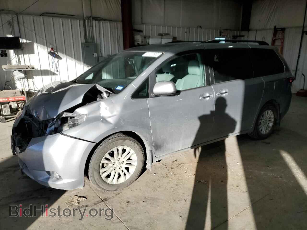 Photo 5TDYZ3DC3HS802906 - TOYOTA All Models 2017