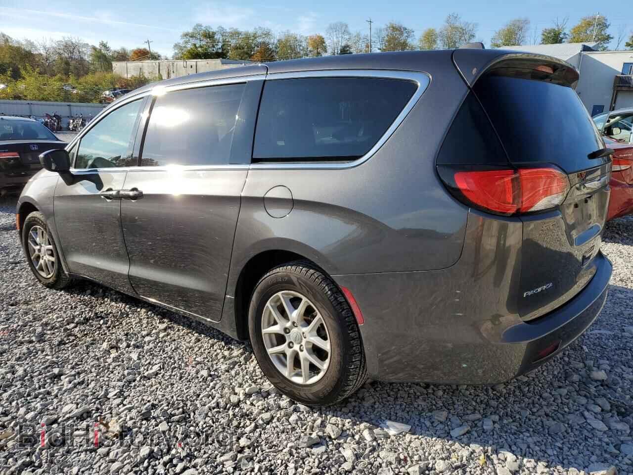 2017 CHRYSLER PACIFICA - VIN: 2C4RC1DG3HR722429 - Фото 2