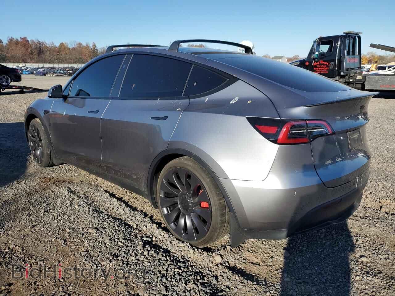 2024 TESLA MODEL Y - VIN: 7SAYGDEF6RA309621 - Фото 2