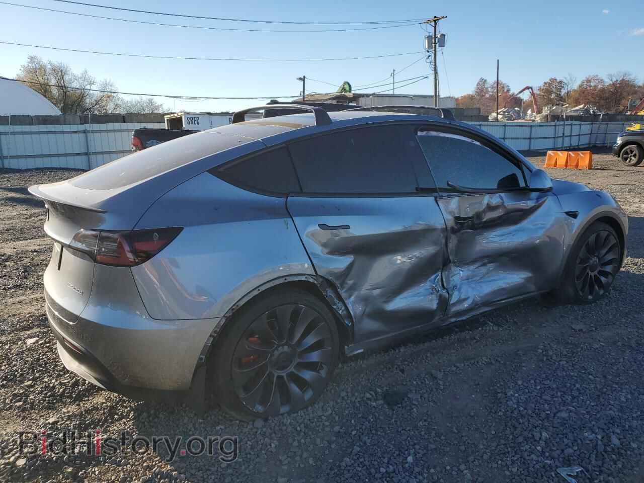 2024 TESLA MODEL Y - VIN: 7SAYGDEF6RA309621 - Фото 3