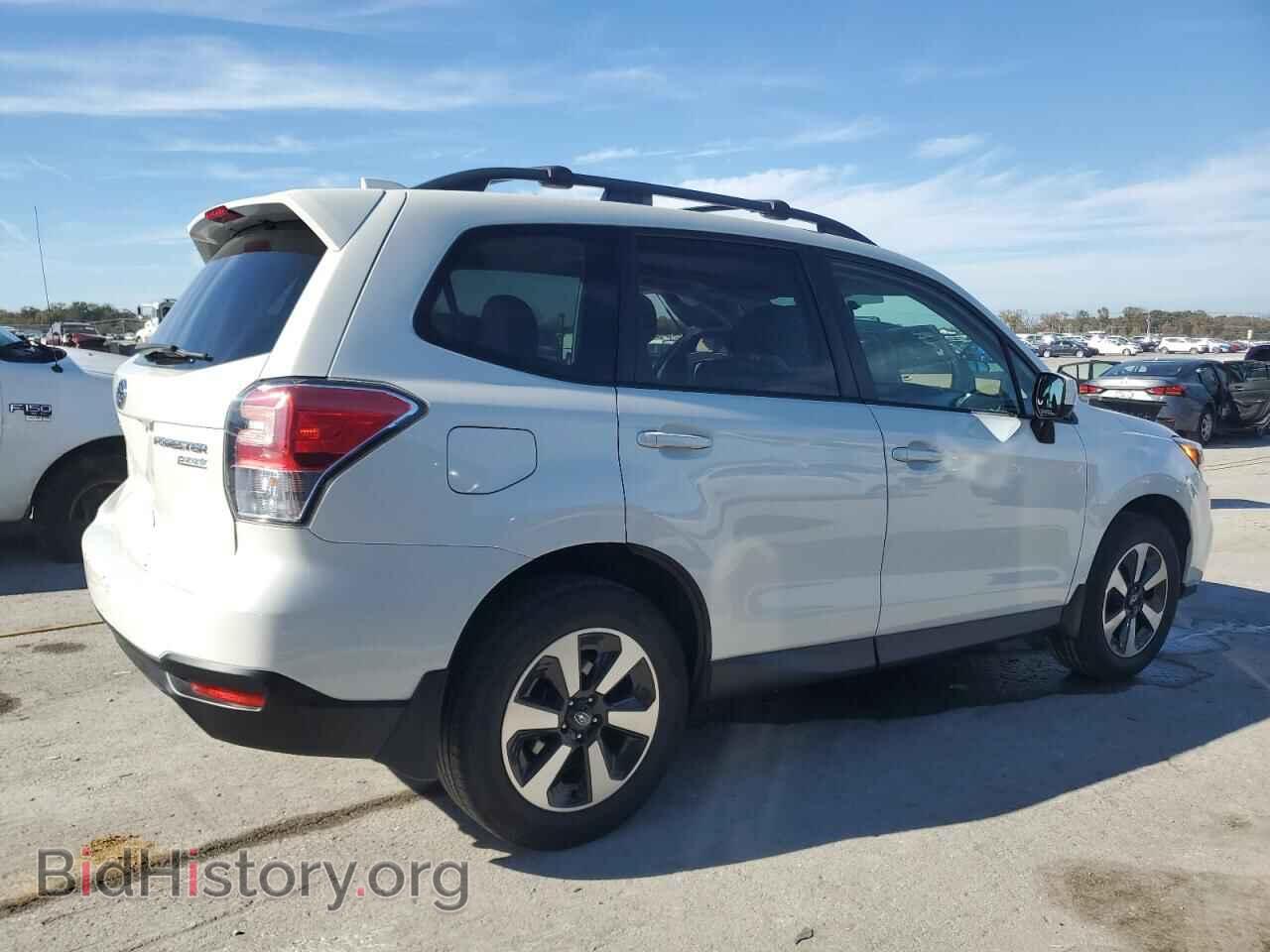 2017 SUBARU FORESTER - VIN: JF2SJAEC9HH401690 - Фото 3