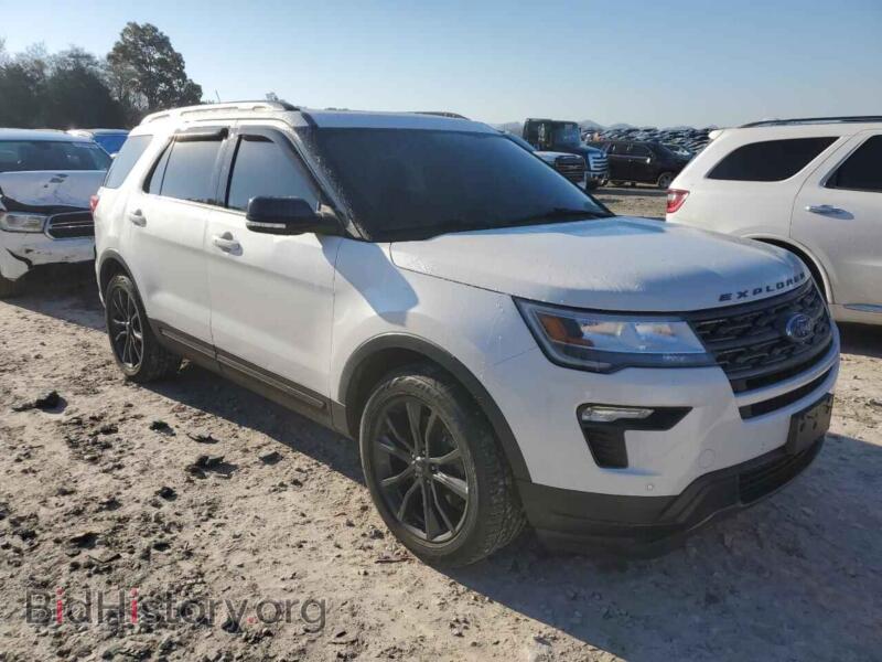 2018 Ford EXPLORER (VIN 1FM5K8D85JGB83172) — фото 4 из 13