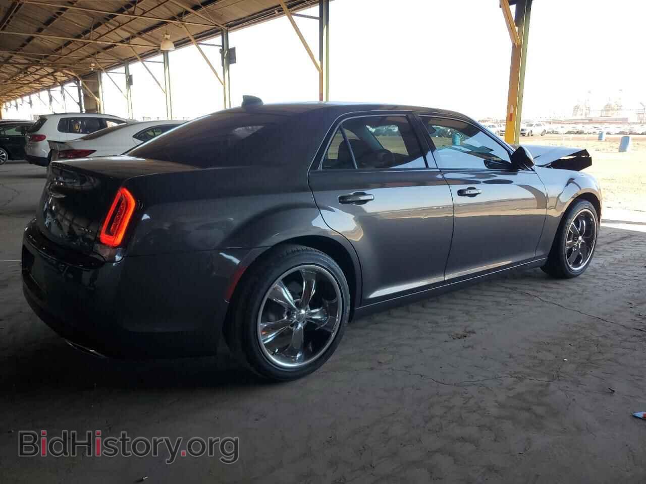 2018 CHRYSLER 300 - VIN: 2C3CCAAG8JH282024 - Фото 3