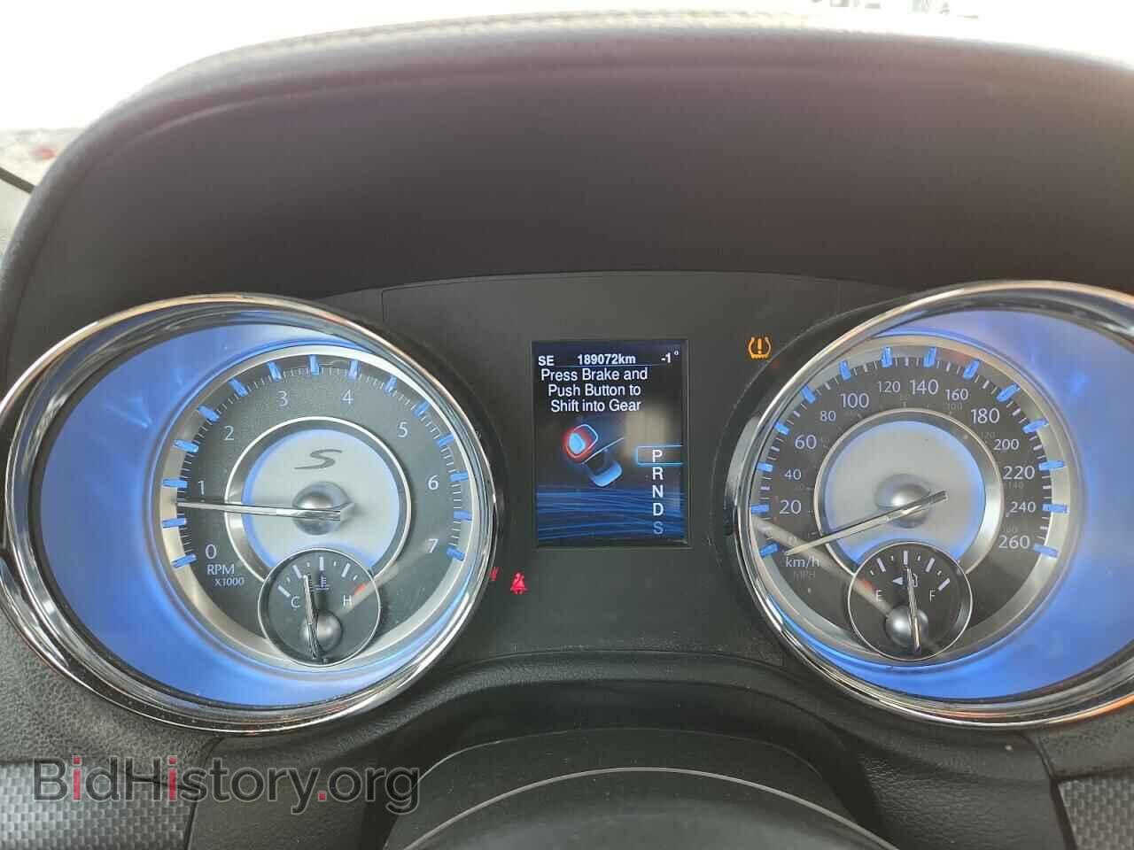 2013 CHRYSLER 300 - VIN: 2C3CCABG3DH694371 - Фото 9
