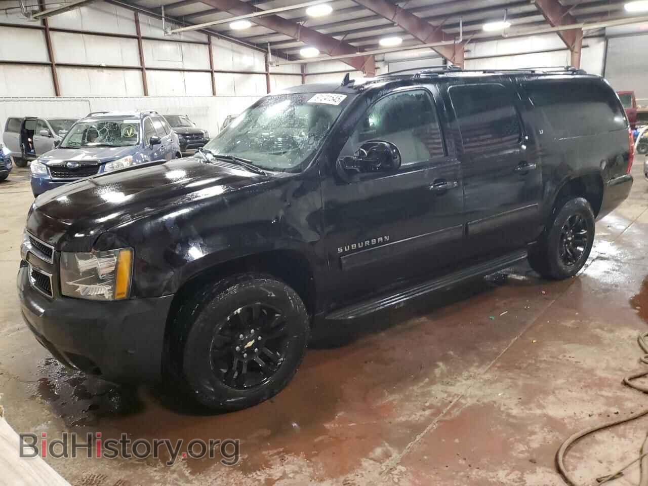 Фотография 1GNSKJE30BR323367 - CHEVROLET SUBURBAN 2011