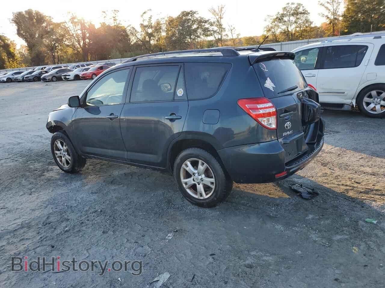 2011 TOYOTA RAV4 - VIN: 2T3BF4DV4BW108981 - Фото 2