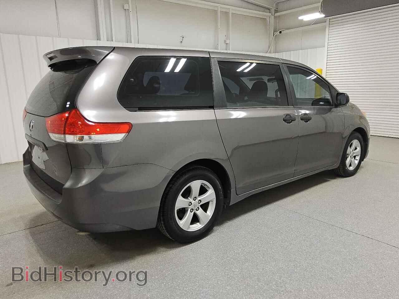 2014 TOYOTA All Models - VIN: 5TDZK3DC0ES510831 - Фото 3