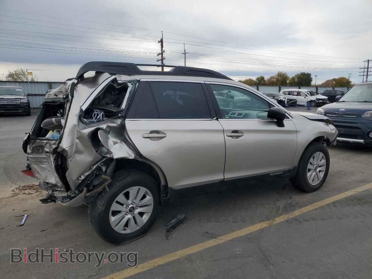 2018 SUBARU OUTBACK - VIN: 4S4BSAAC3J3262821 - Photo 3