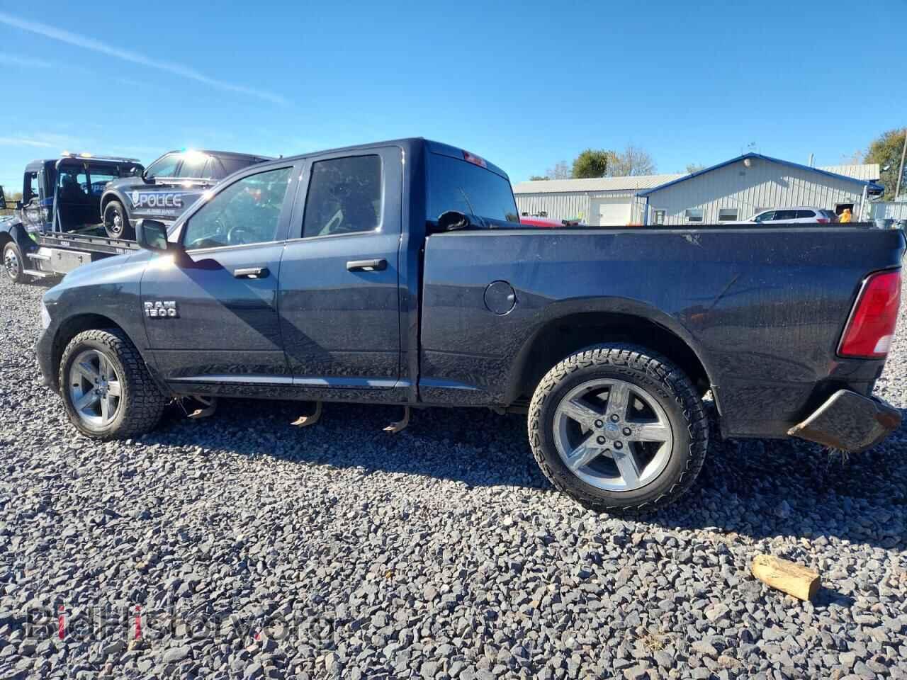 2017 RAM 1500 - VIN: 1C6RR7FG1HS631602 - Фото 2