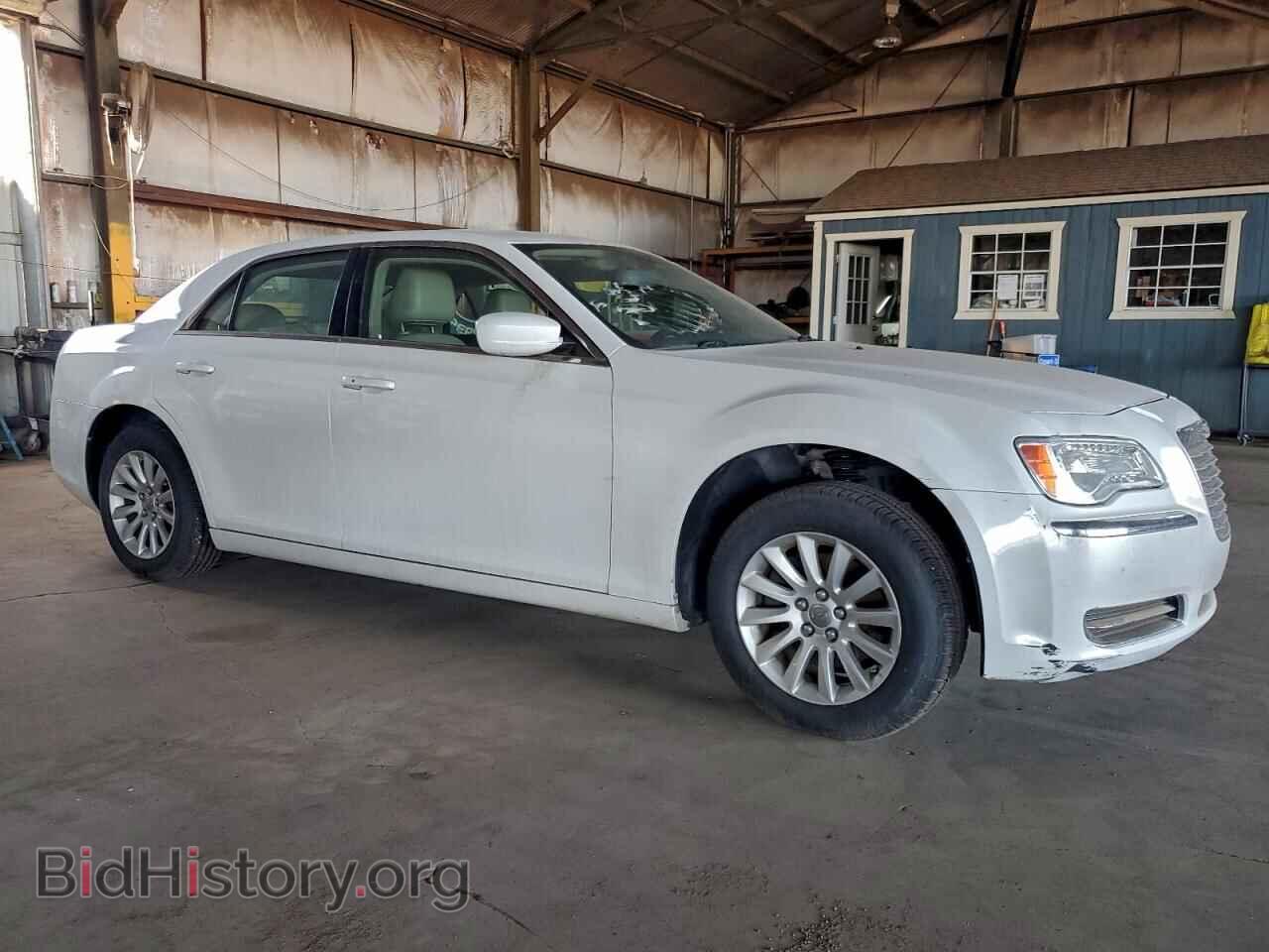 2013 CHRYSLER 300 - VIN: 2C3CCAAG7DH520644 - Фото 4