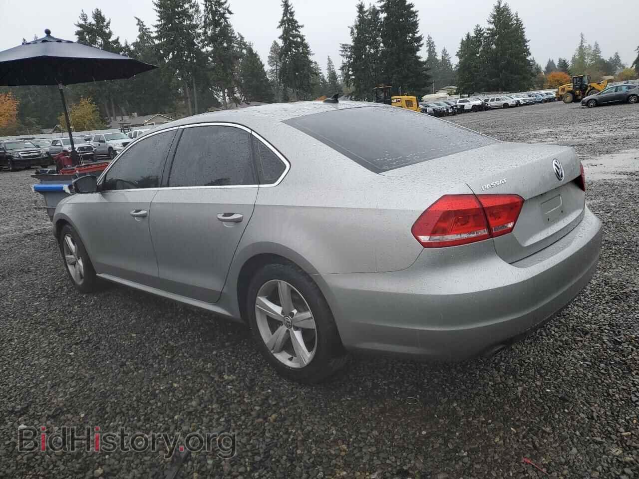 2013 VOLKSWAGEN PASSAT - VIN: 1VWBP7A33DC113058 - Фото 2