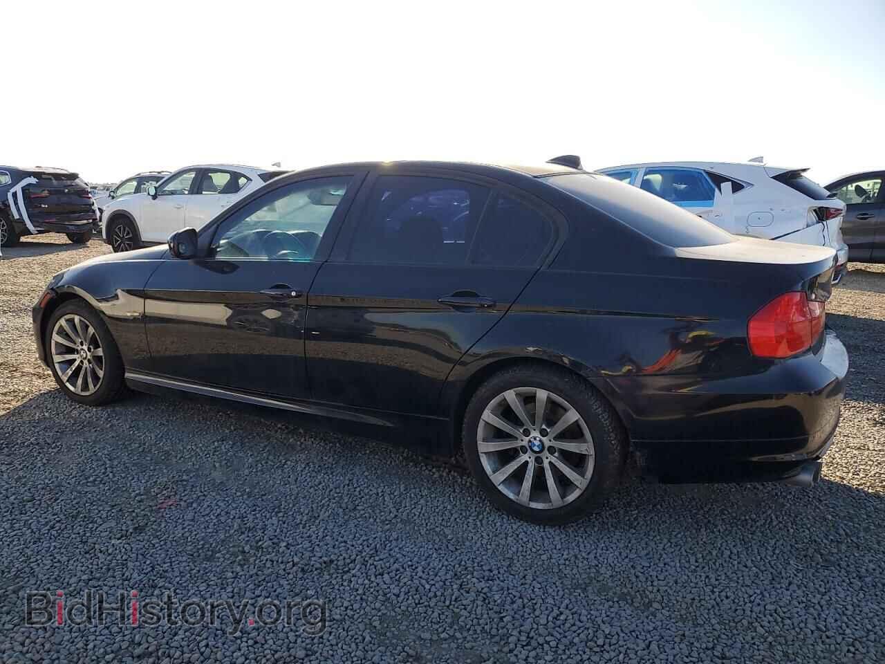 2011 BMW 3 SERIES - VIN: WBAPH5C5XBF093179 - Фото 2