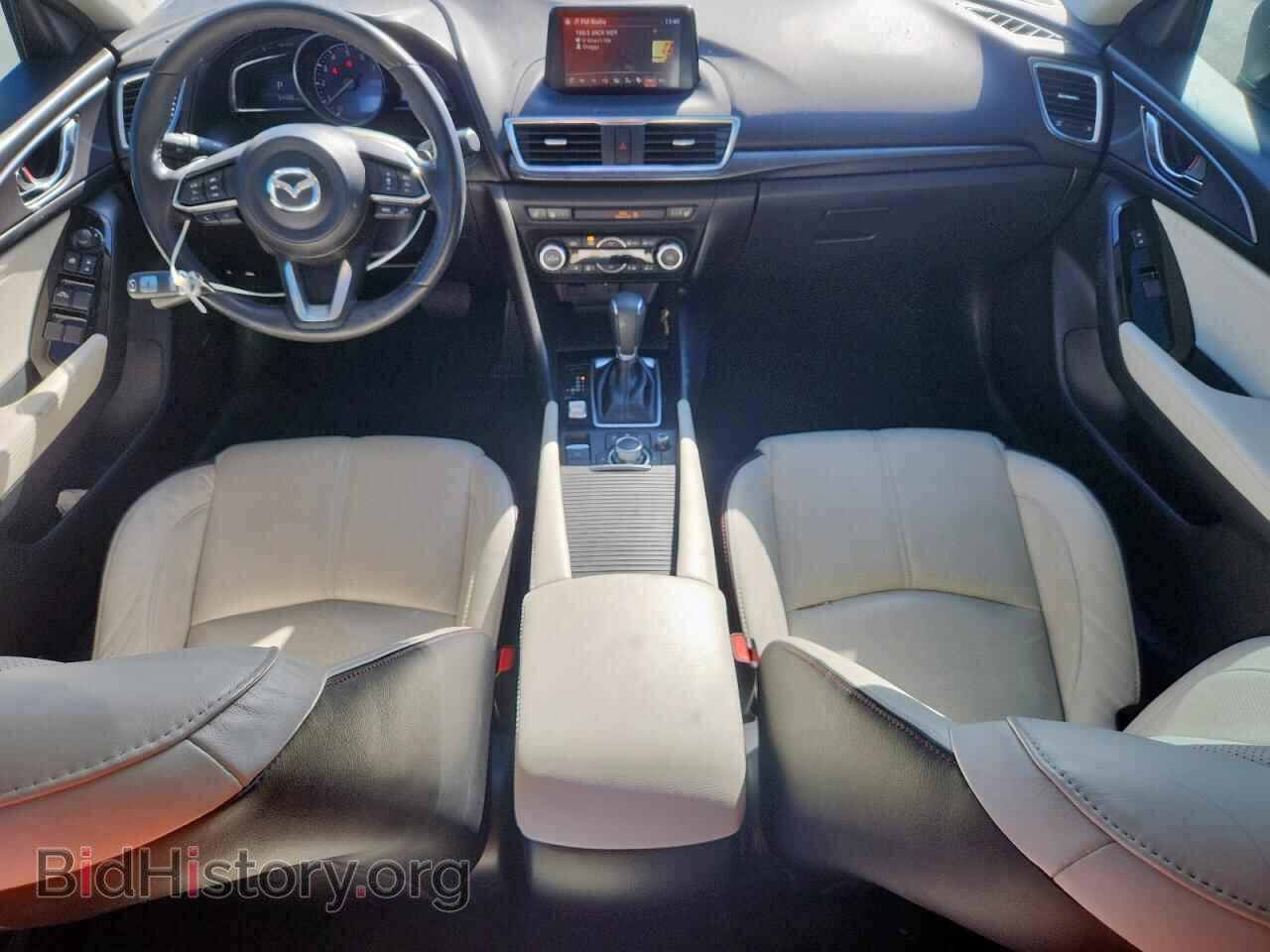 2018 MAZDA 3 - VIN: 3MZBN1M36JM256627 - Фото 8