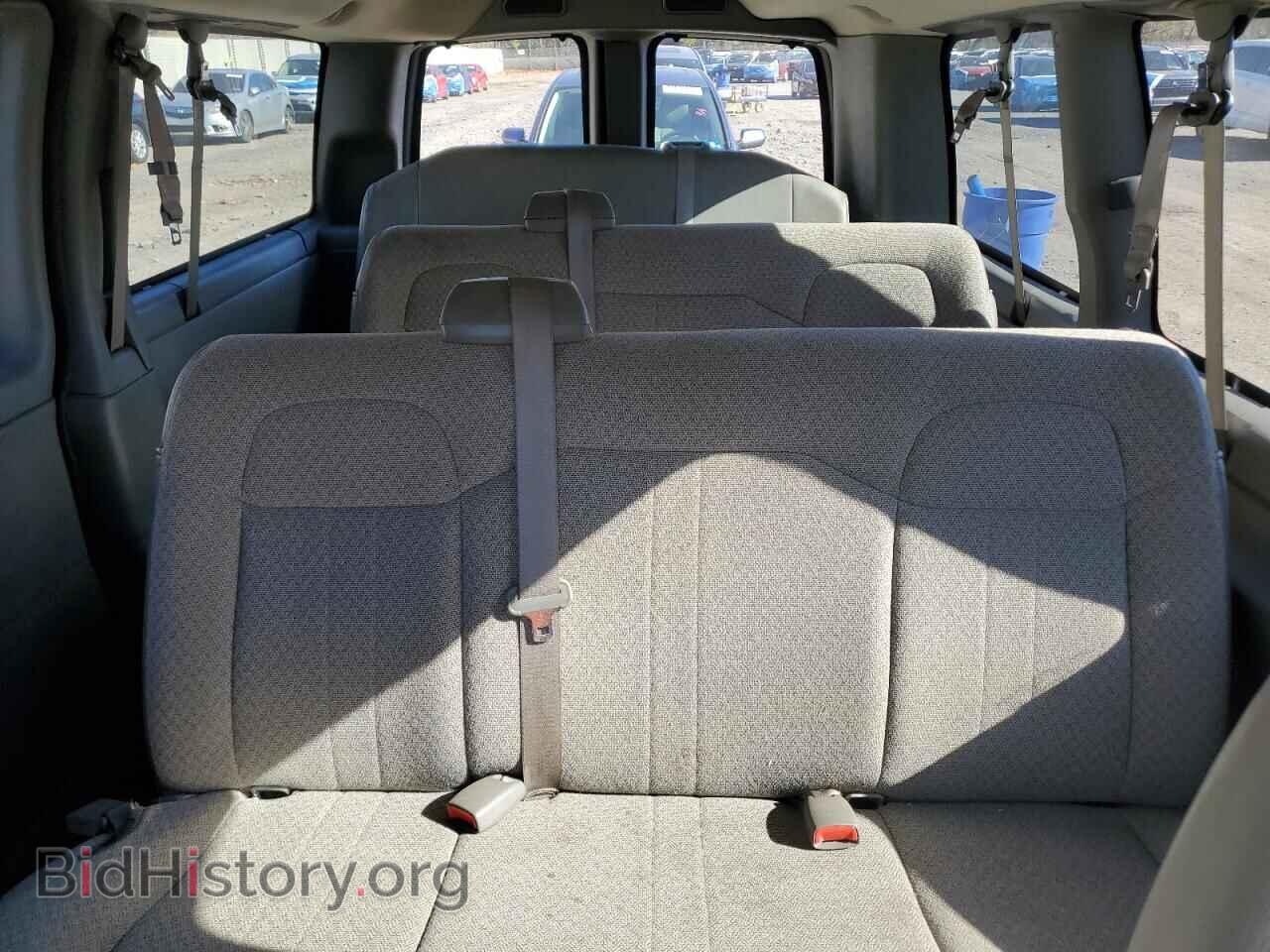 2010 CHEVROLET EXPRESS - VIN: 1GNUHCD46A1116282 - Photo 10