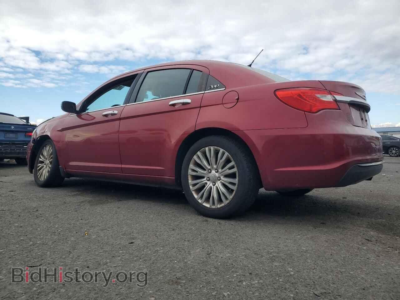 2011 CHRYSLER 200 - VIN: 1C3BC2FB6BN594821 - Фото 2