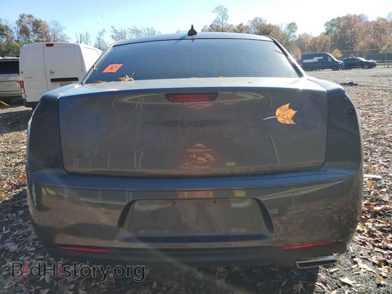 2019 CHRYSLER 300 - VIN: 2C3CCABG2KH516450 - Фото 6