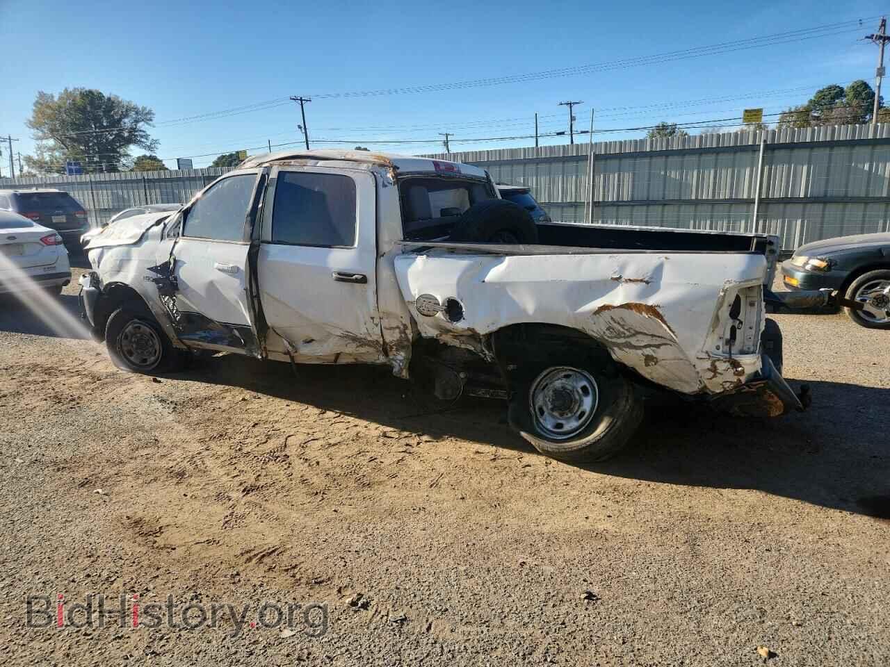 2018 RAM All Models - VIN: 3C6UR5CJ6JG398585 - Photo 2