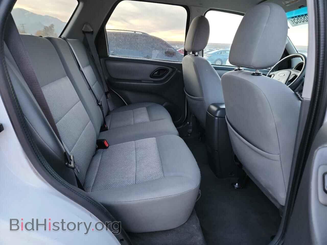 2007 FORD ESCAPE - VIN: 1FMCU93197KB19895 - Фото 10