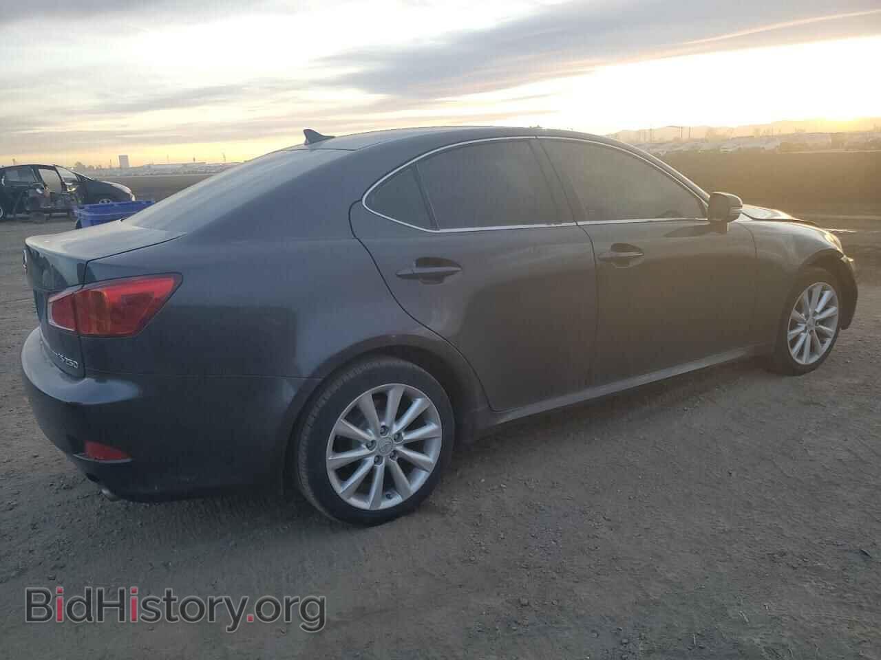 2010 LEXUS IS - VIN: JTHCF5C20A5037798 - Фото 3