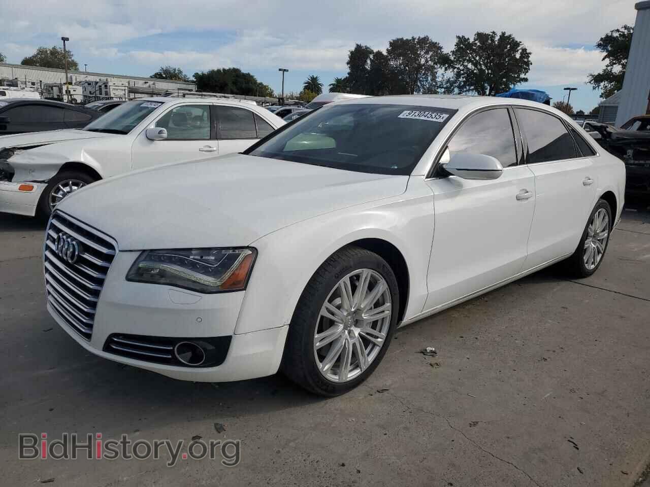 Photo WAURVAFD0BN021913 - AUDI A8 2011