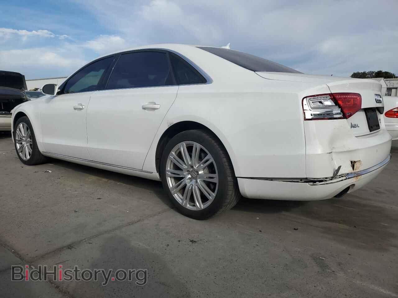 2011 AUDI A8 - VIN: WAURVAFD0BN021913 - Фото 2