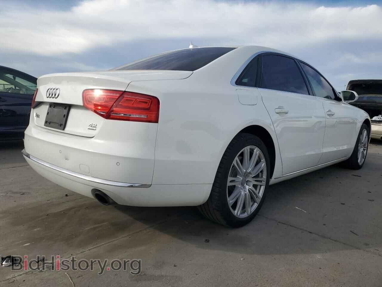 2011 AUDI A8 - VIN: WAURVAFD0BN021913 - Фото 3