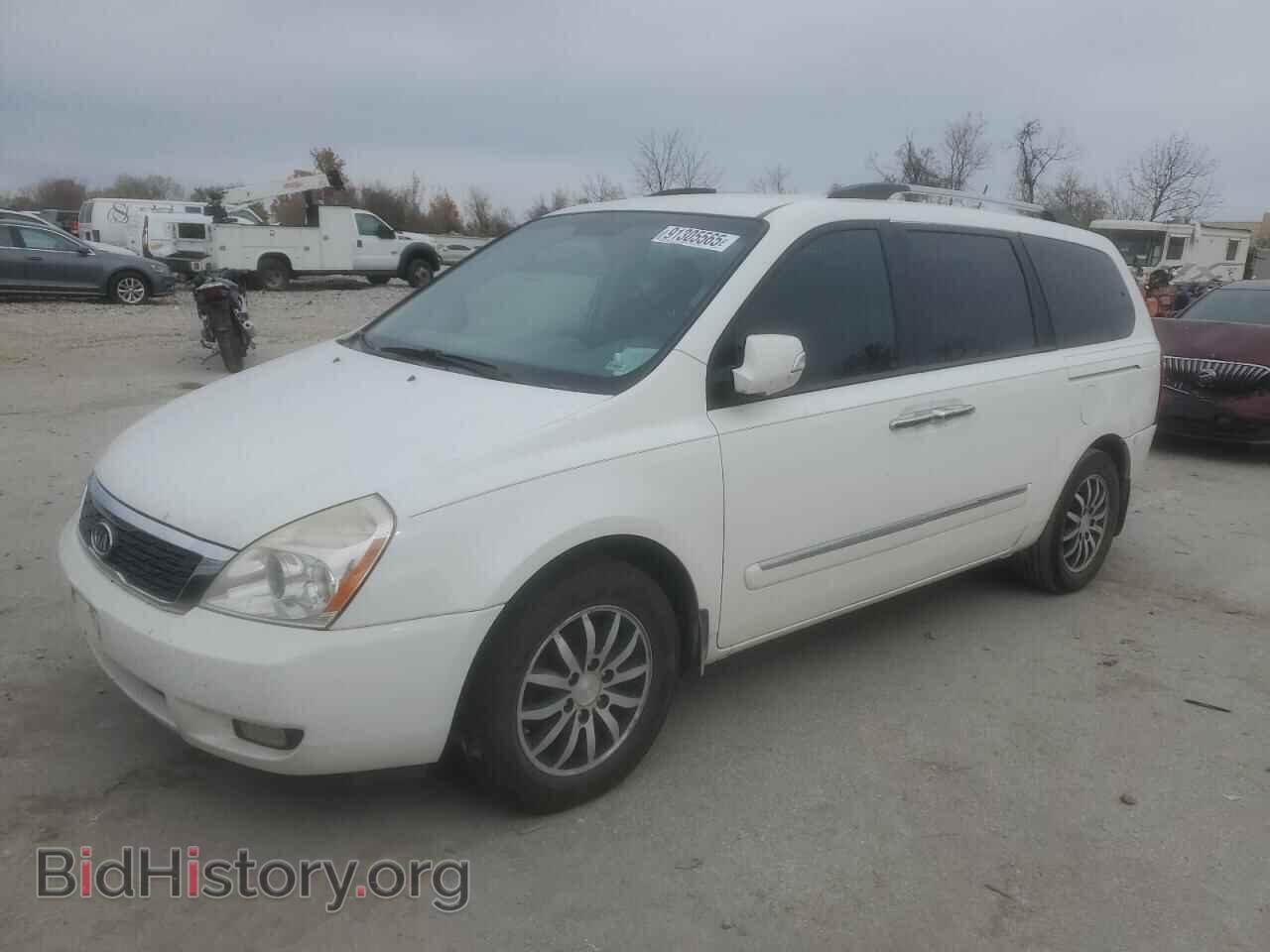 Фотография KNDMH4C79B6401122 - KIA All Models 2011