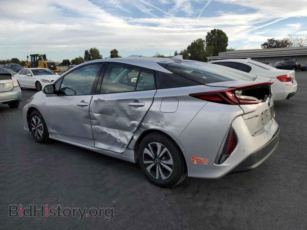 2017 TOYOTA PRIUS - VIN: JTDKARFP8H3050251 - Фото 2