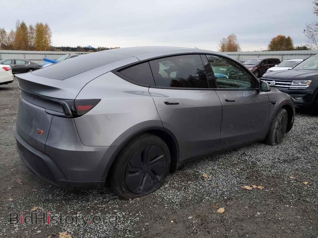 2026 TESLA MODEL Y - VIN: 7SAYGDEEXTF331008 - Фото 3