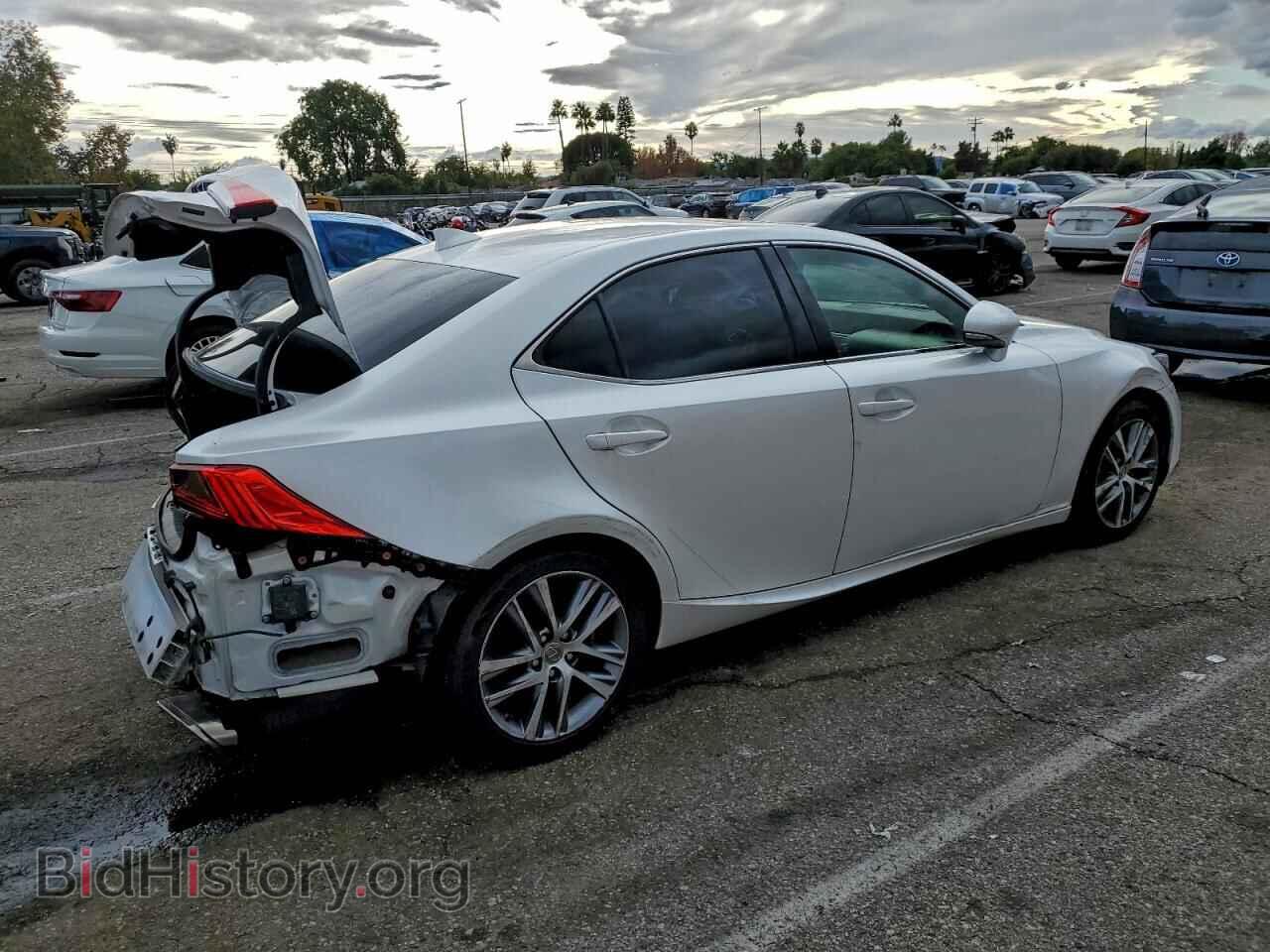 2019 LEXUS IS - VIN: JTHBA1D24K5098218 - Фото 3