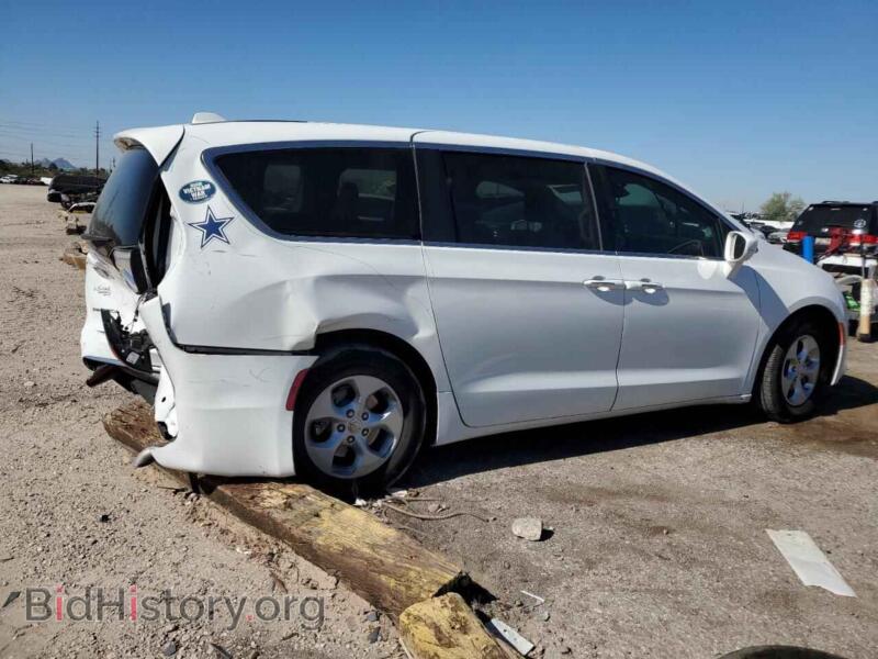 2018 Chrysler PACIFICA (VIN 2C4RC1H76JR359284) — photo 3 of 14
