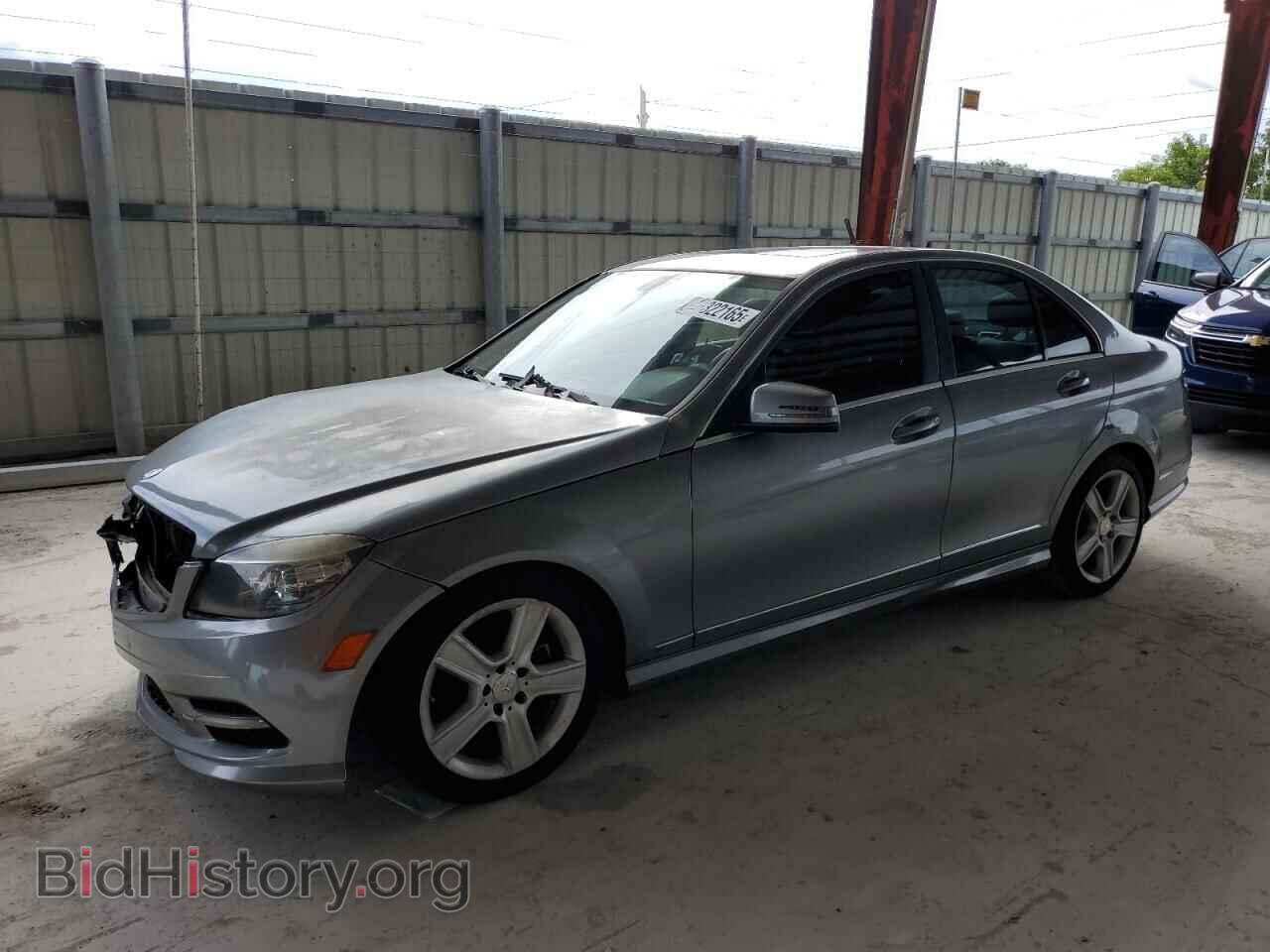Photo WDDGF5EB8BF638393 - MERCEDES-BENZ C-CLASS 2011