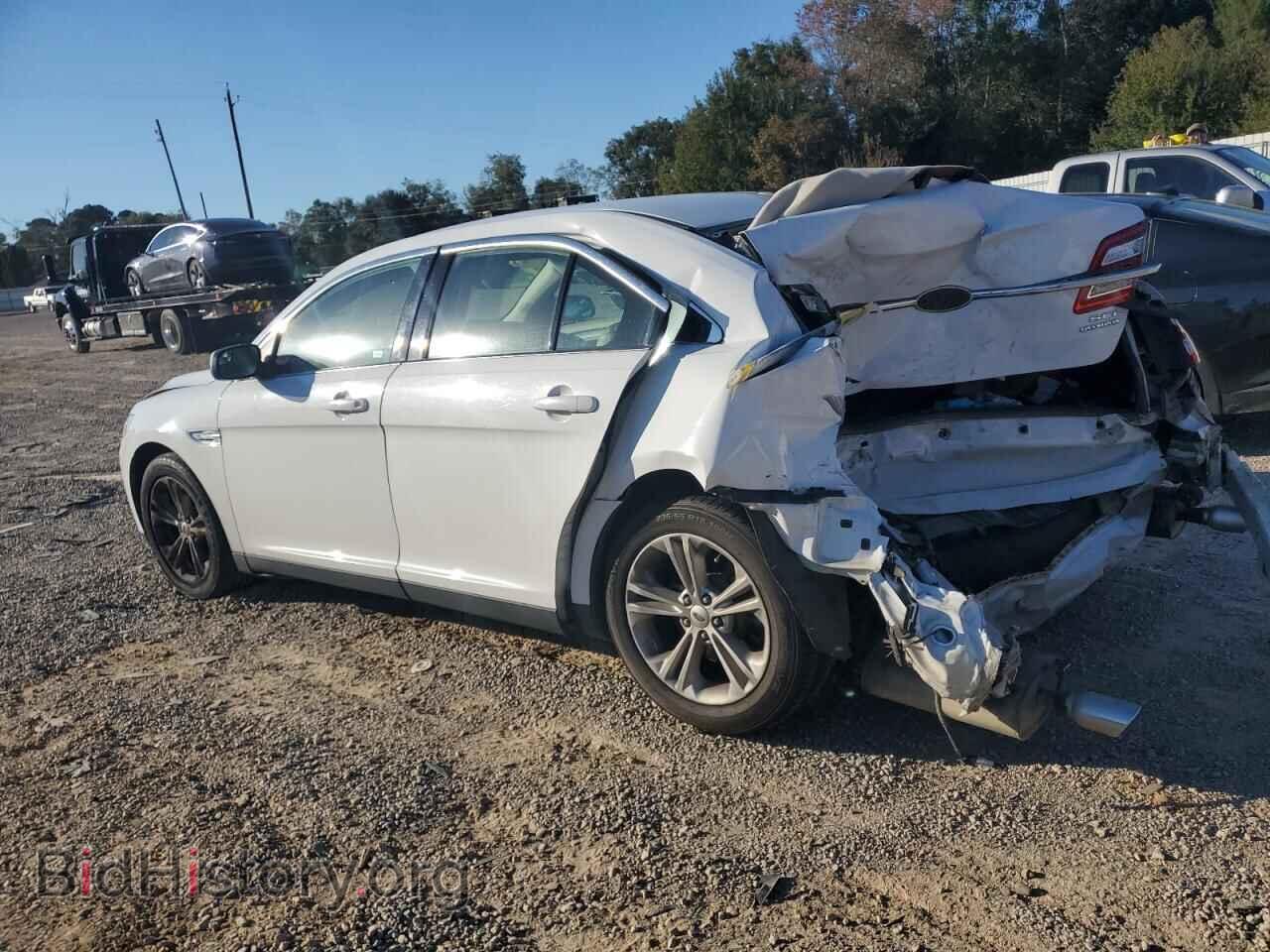 2013 FORD TAURUS - VIN: 1FAHP2E81DG140764 - Фото 2