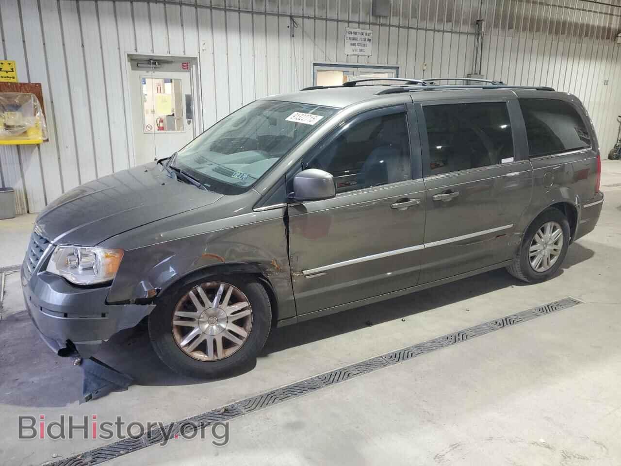 Photo 2A4RR5D10AR279383 - CHRYSLER MINIVAN 2010