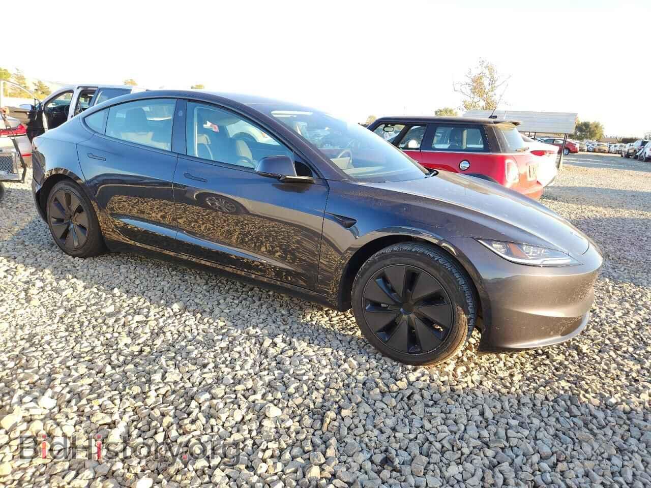 2025 TESLA MODEL 3 - VIN: 5YJ3E1EA0SF927056 - Фото 4