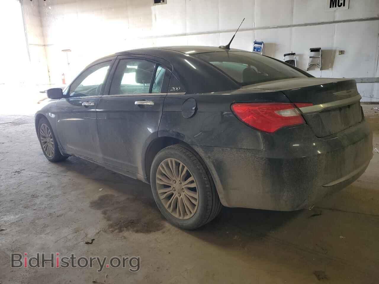 2011 CHRYSLER 200 - VIN: 1C3BC2FG0BN519835 - Фото 2