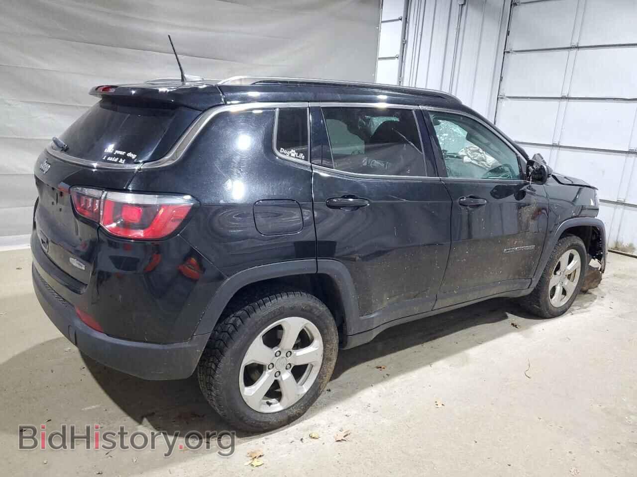 2019 JEEP COMPASS - VIN: 3C4NJDBB2KT647983 - Фото 3