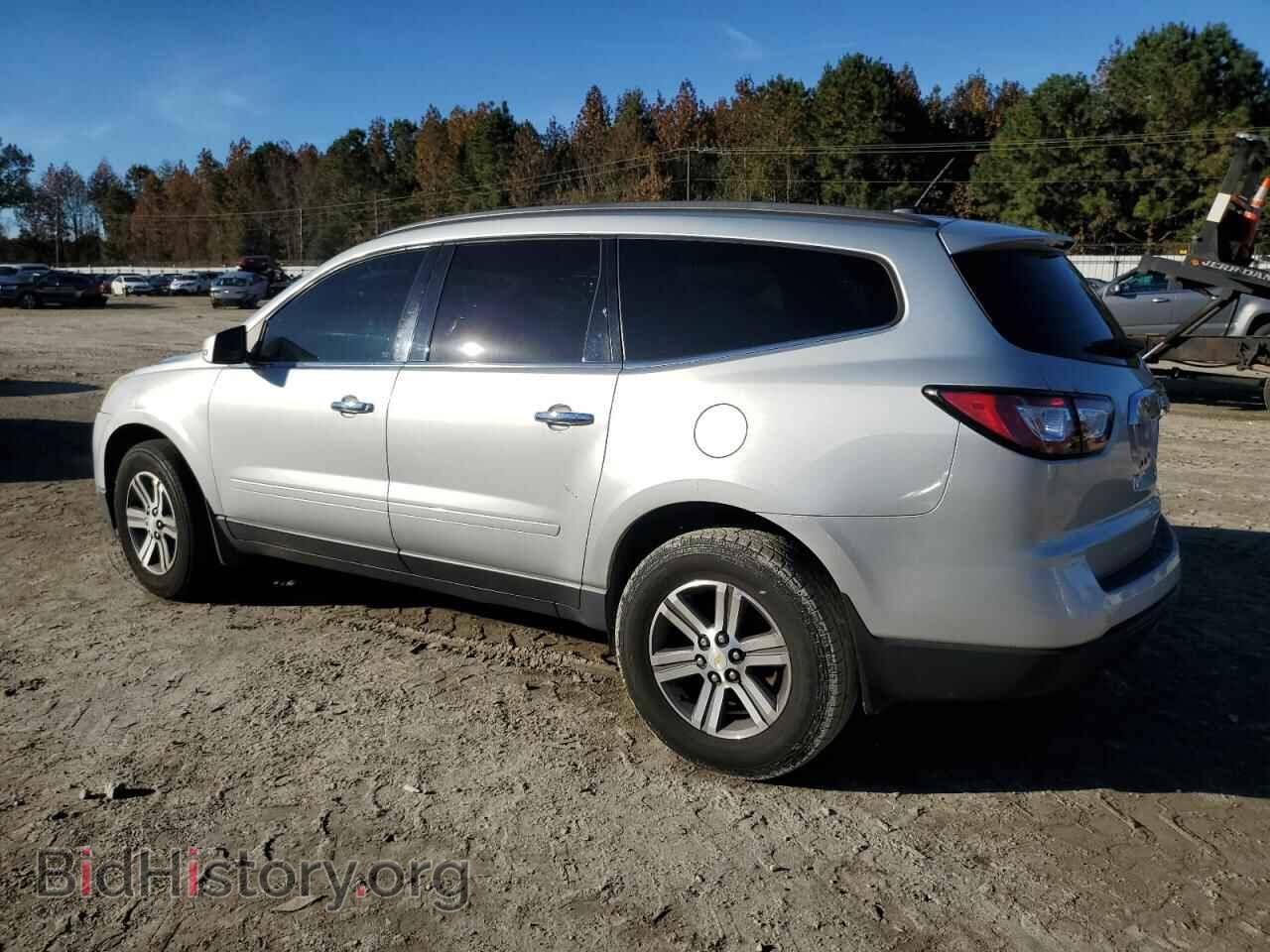 2015 CHEVROLET TRAVERSE - VIN: 1GNKRHKD8FJ181758 - Фото 2