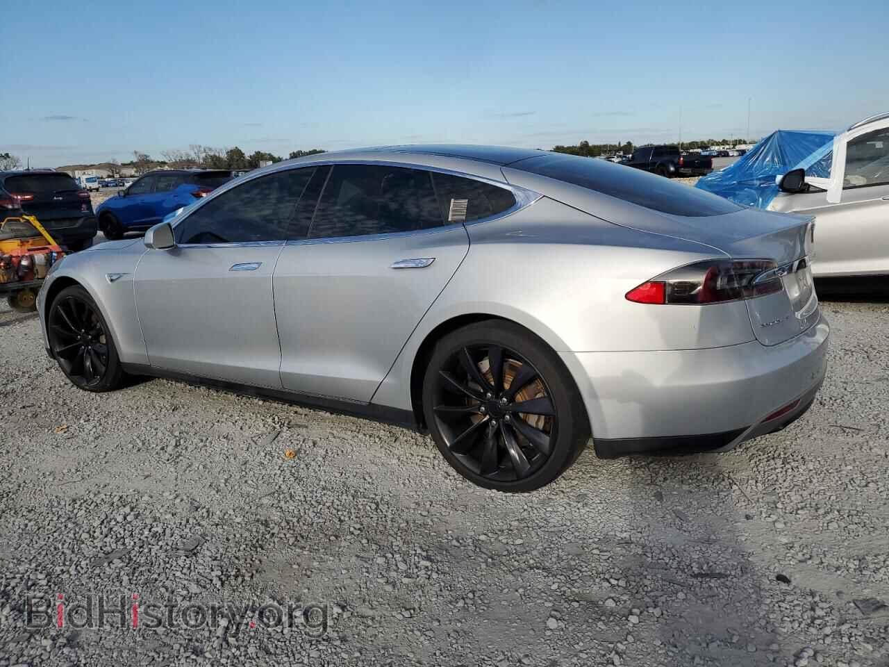 2014 TESLA MODEL S - VIN: 5YJSA1H16EFP35647 - Фото 2