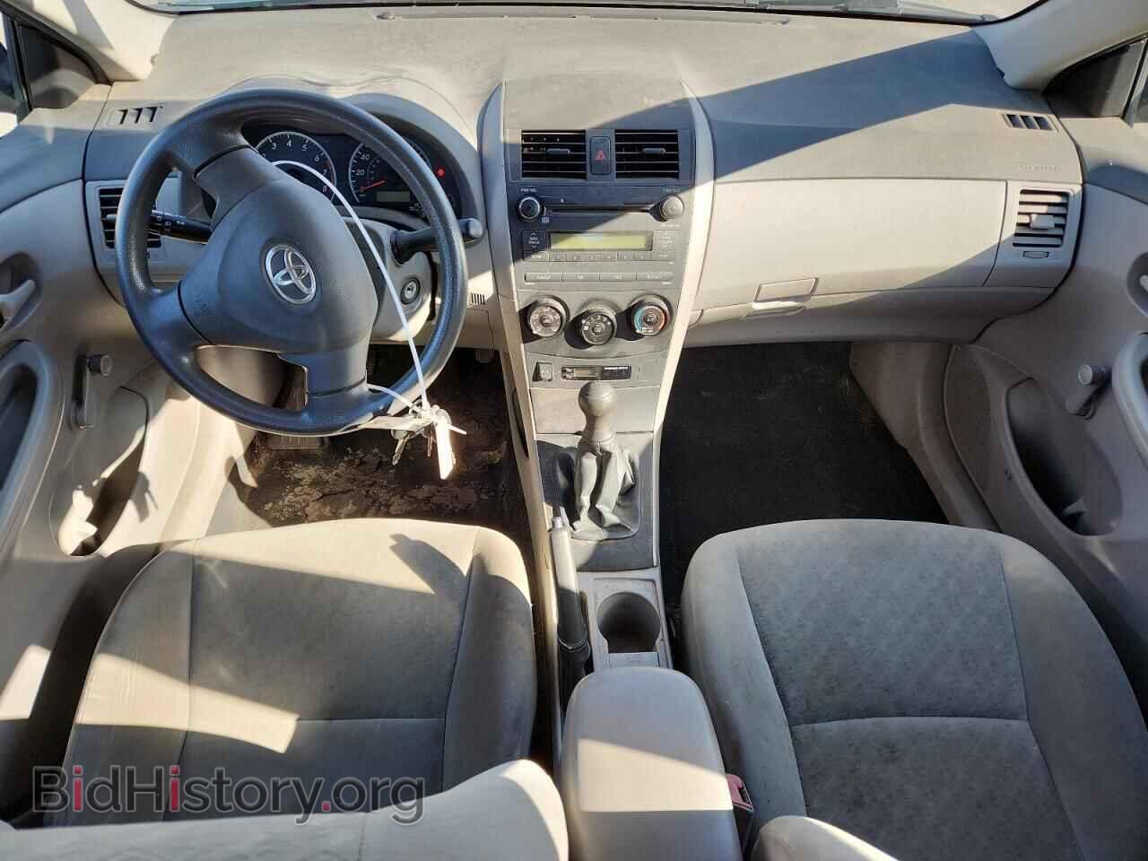 2010 TOYOTA COROLLA - VIN: 2T1BU4EE1AC256132 - Фото 8