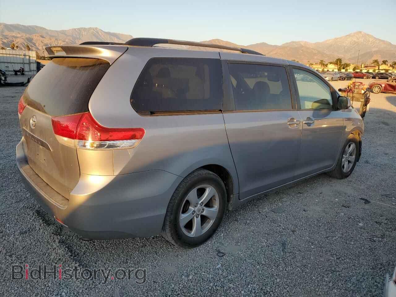 2011 TOYOTA All Models - VIN: 5TDKK3DC4BS130162 - Фото 3