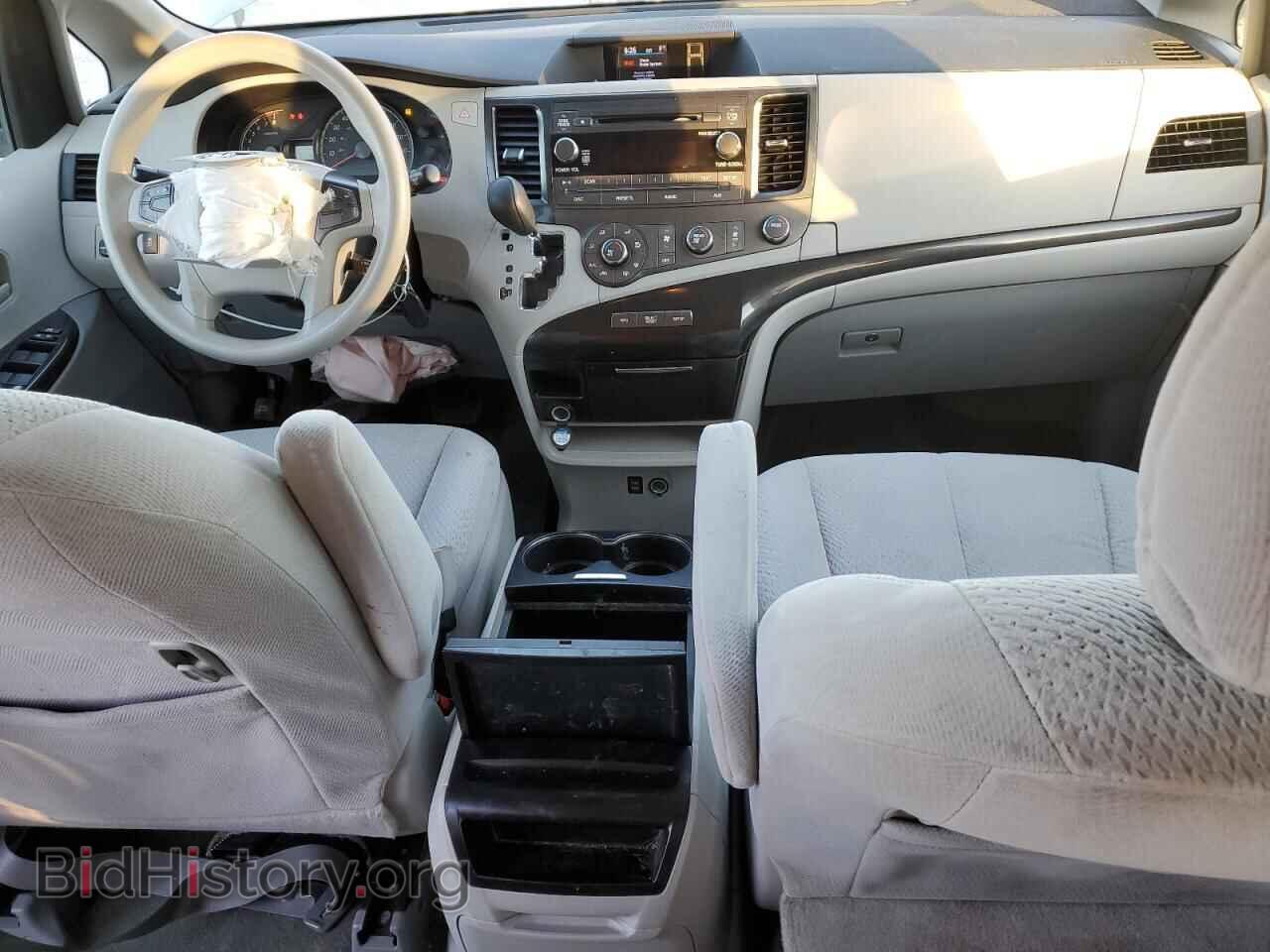 2011 TOYOTA All Models - VIN: 5TDKK3DC4BS130162 - Фото 8